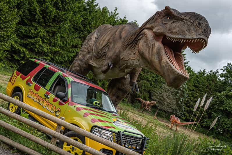 TELFORD: Hoo Zoo and Dinosaur World Entry Ticket - Exploring Telford’s Family Treasure: Hoo Zoo and Dinosaur World