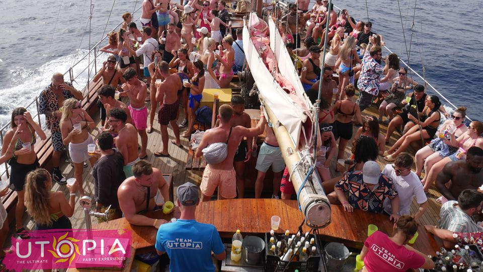 Tenerife: Boat Party With Open Bar and DJS - Things To Know