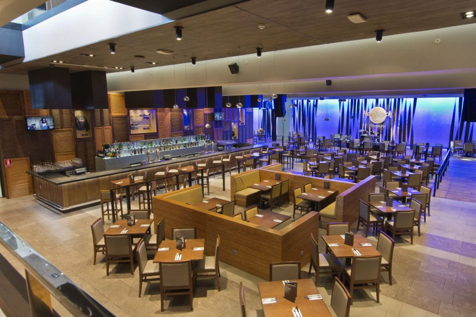 Tenerife: Hard Rock Cafe Set Menu Lunch or Dinner & Drink - Group Size Limitations