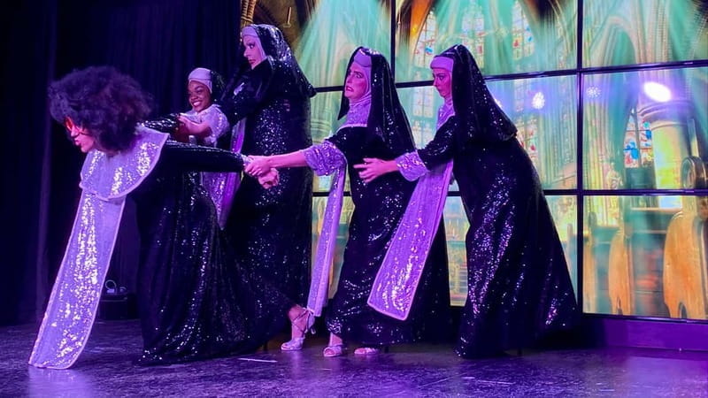 Tenerife: MHT - Music Hall Tavern Comedy Drag Dinner Show - The Experience: What You Can Expect from Start to Finish