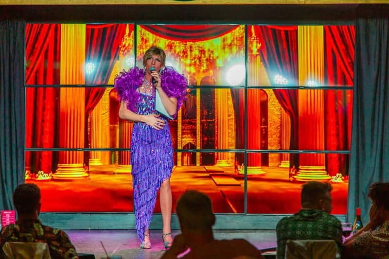 Tenerife: MHT - Music Hall Tavern Comedy Drag Dinner Show - The Authentic Touch: Why Many Keep Coming Back