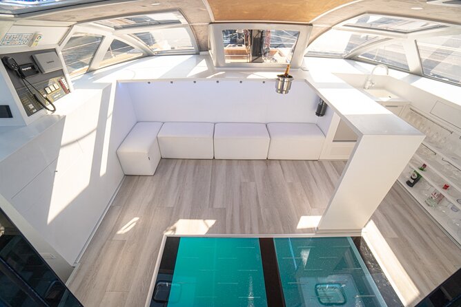 Tenerife Whales and Dolphins Watching Experience in Catamaran - Inclusions and Amenities