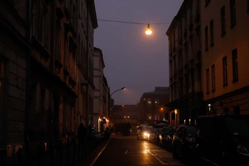 Terrifying Walking Tour of the Krakow's Old Jewish Quarter - Discovering the Dark Side of Kazimierz: A Deep Dive