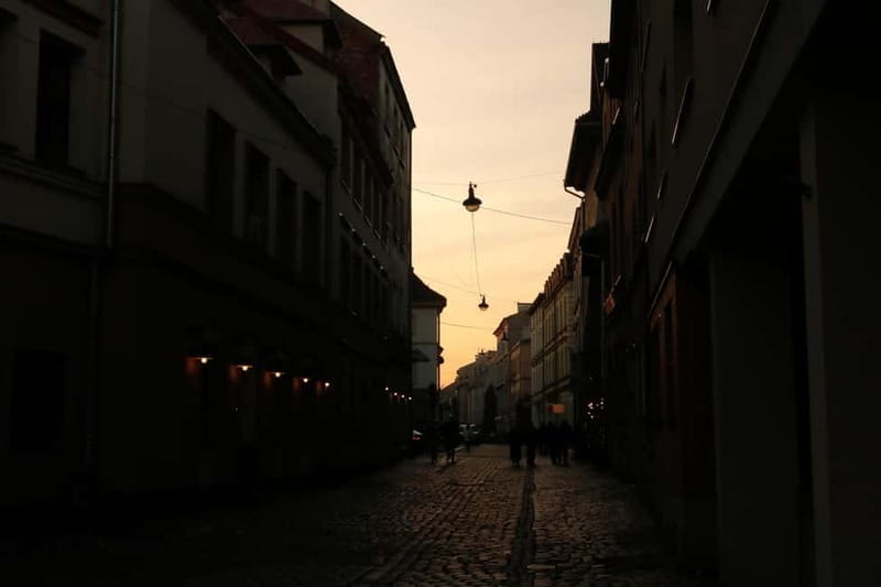 Terrifying Walking Tour of the Krakow's Old Jewish Quarter - Inside Krakow’s Dark Side: A Detailed Review