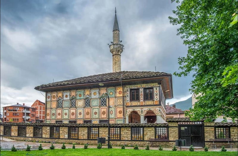 Tetovo: Private Guided City Tour - Uncovering Tetovo: A Guided Tour of Culture and Views
