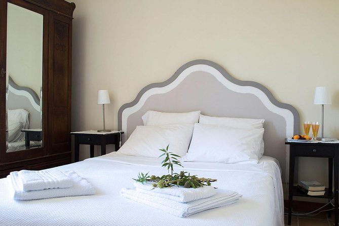 The Alchemist Indian Yoga Meditation Retreat in Greece - Meeting and Pickup Information