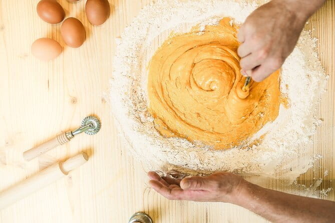 The art of Pasta - Authentic recipes + Wine Tour Chianti - A Taste of Italy: Authentic Pasta and Chianti Wine Tour