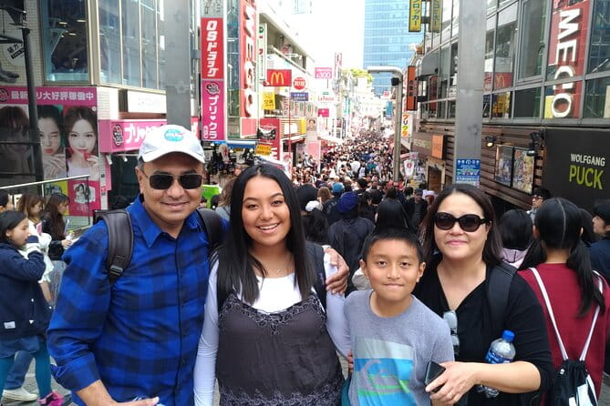 The Best Family-Friendly Tokyo Tour With Government Licensed Guide - Guide Expertise and Communication