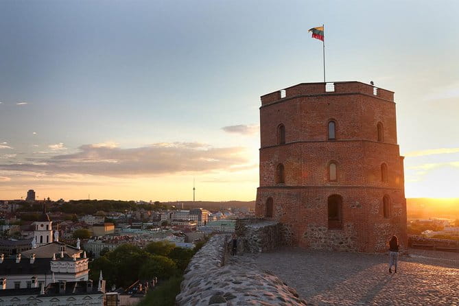 The Best Of Vilnius Walking Tour - Exploring Vilnius: A Two-Hour Journey into the City’s Heart
