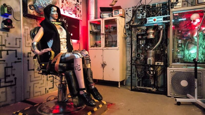 The Clinic: Escape room in Fun Arena Prague - Entering The Cyberpunk Clinic: What to Expect