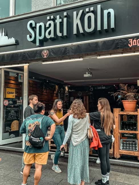 The Cologne Kiosk Crawl - Entering Cologne’s Nightlife in a Unique Way