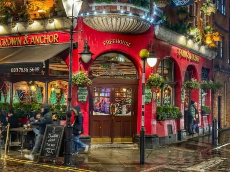 The Covent Garden Pub Walk - Legendary Pubs Filled with Stories