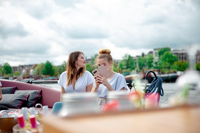 The Cozy and Fun Canal Tour - Exploring Historic Amsterdam Canals