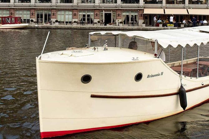 The Cozy and Fun Canal Tour - Drinks and Traditional Snacks