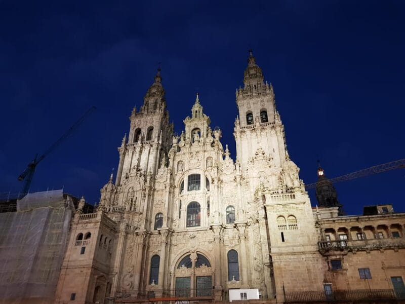The dark side of Santiago de Compostela - Entering the Shadows: What the Tour Covers