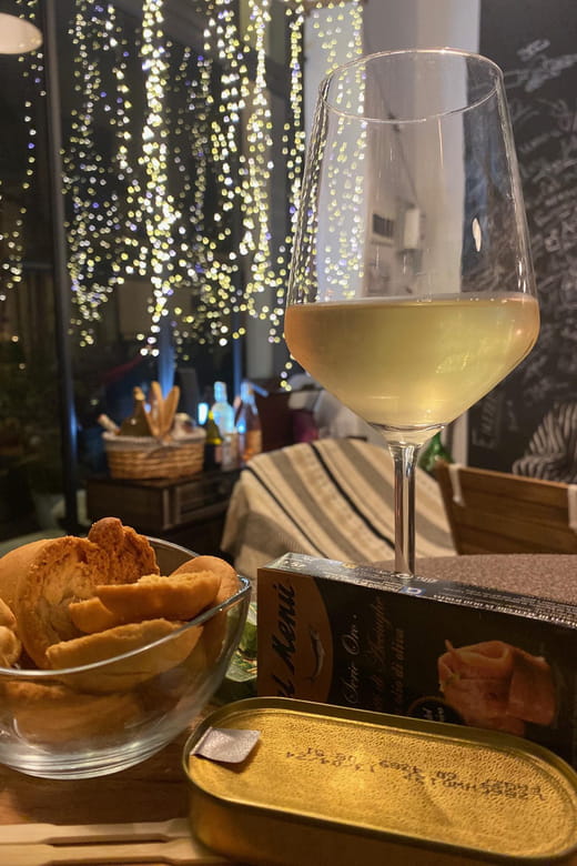 The divine Monday: WalkingWine's Happy Hour - Why This Experience Works for Travelers