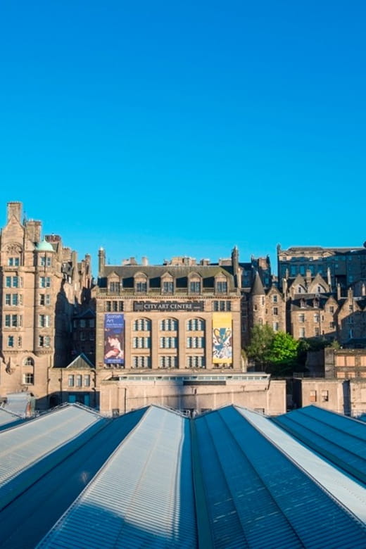 The essential of Edinburgh in French - Exploring Edinburgh in French: A Practical and Engaging Guided Tour