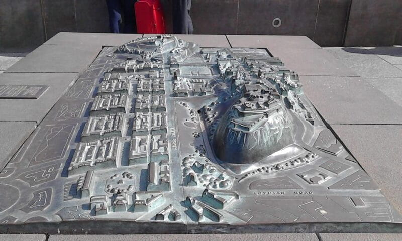 The essential of Edinburgh in French - FAQ