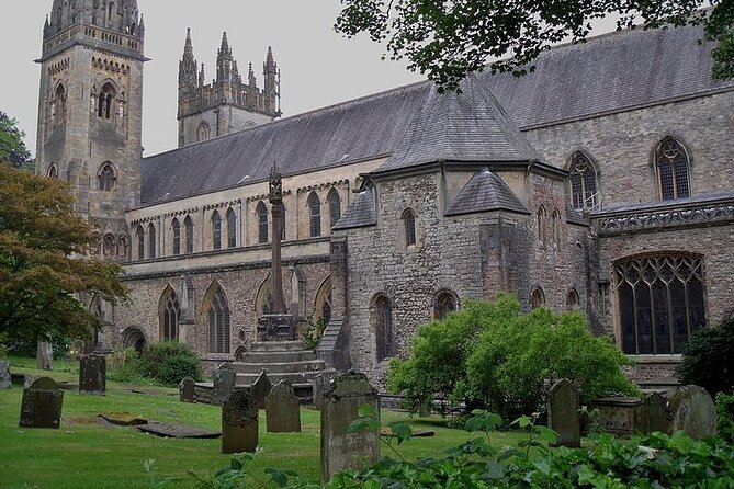 The Ghosts of Llandaff: A Self-Guided Audio Tour - Mysterious Disappearances in the Area