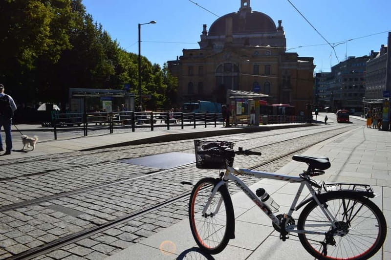 The Grand Oslo Ride: E-bike & Classic Cycling Tour - Starting Point and Logistics