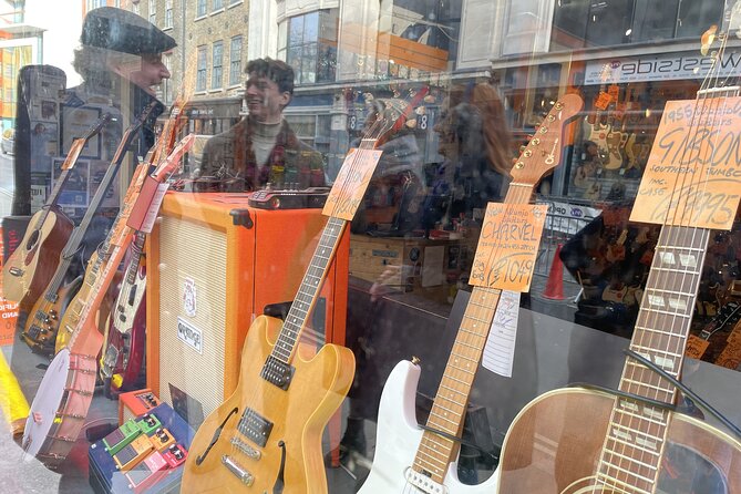 The Great British Rock and Roll Walking Tour - Meeting and Pickup