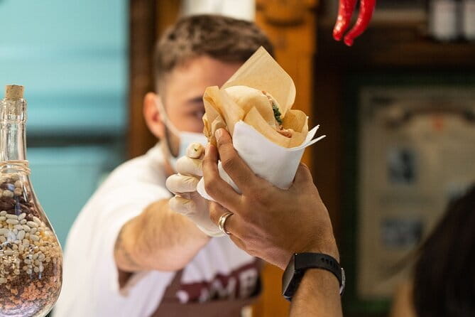 The Lampredotto in Florence - The Practicalities: Booking, Cost, and Accessibility