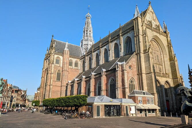 The Magic Coins of Marbella: Outdoor Escape Adventure - Who Should Consider This Tour?