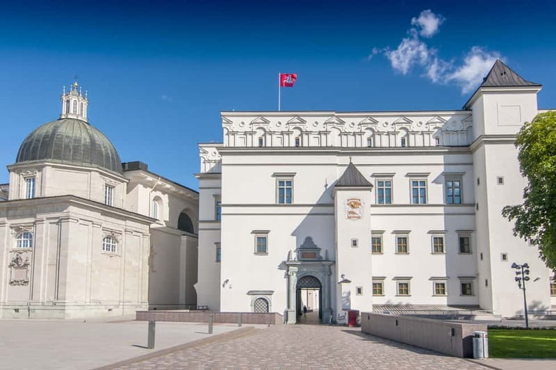 The Majestic and Royal Vilnius Walking Tour - Who Should Book This Tour?