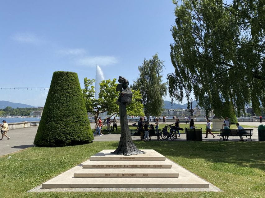 The Many Faces of Geneva: Self-Guided Audio City Tour - Experience Highlights