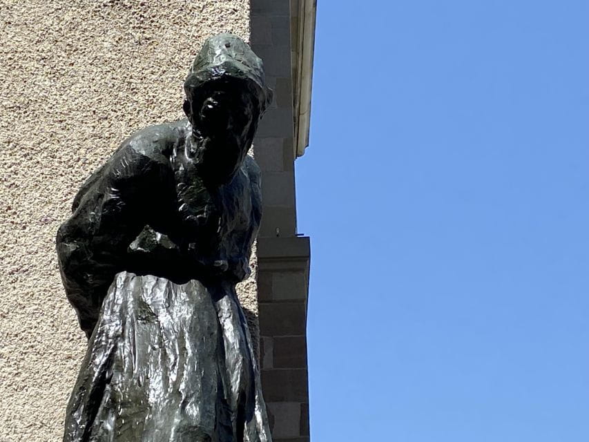 The Many Faces of Geneva: Self-Guided Audio City Tour - Empress Elisabeth "Sissi"