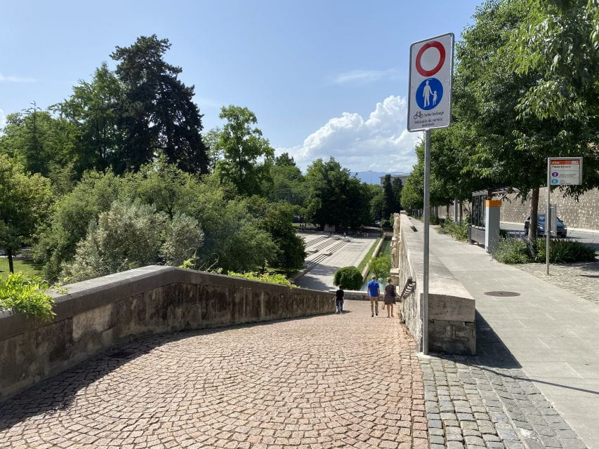 The Many Faces of Geneva: Self-Guided Audio City Tour - Reformation Wall