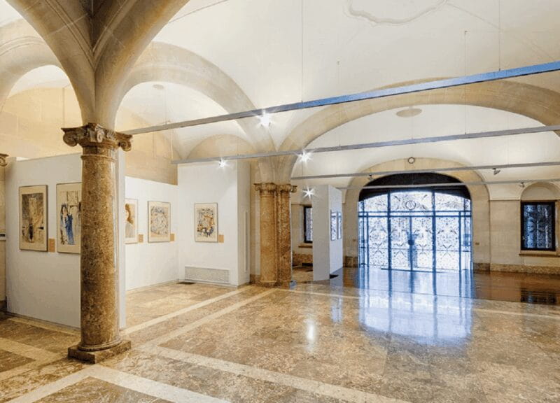 The March Palace Entry Ticket - Visiting Tips and Practical Advice