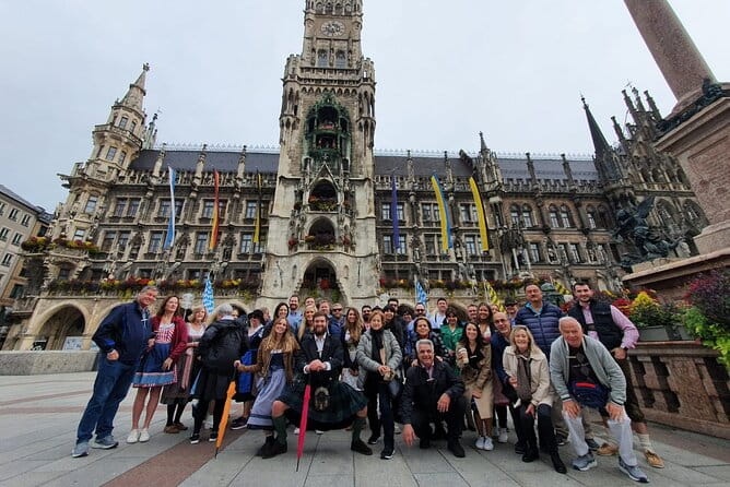 The Munich Experience Walking Tour - Inside the Hofbräuhaus and Max-Joseph Platz