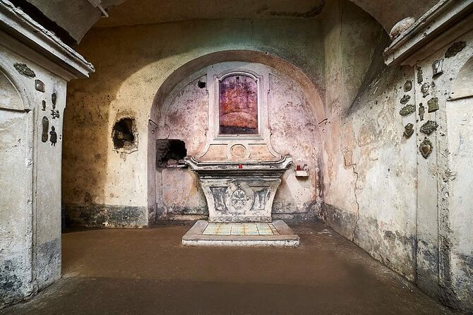 The Mystery of Naples Saga: the Skull With Ears - Unexpected Relic