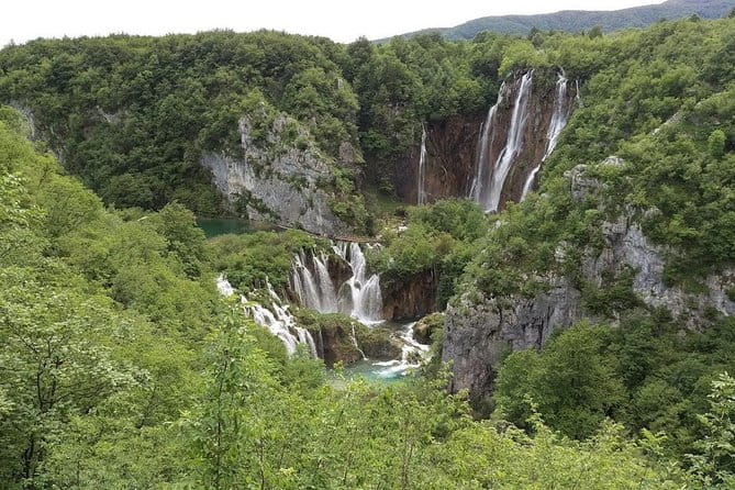 The natural park of Plitvice Lakes transportation, and return to Zadar - Exploring Plitvice Lakes: What to Expect