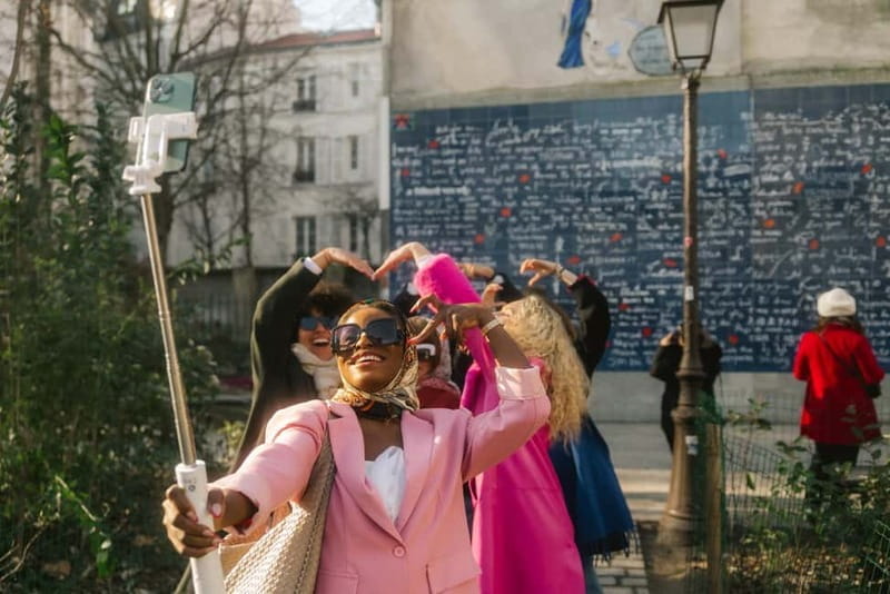 The Official Emily in Paris Montmartre Tour & Cocktail - Who Will Love This Tour?