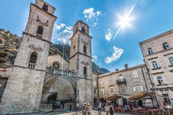 The Old Captain's Smile Tour in Kotor - Exploring Kotor’s Old Town