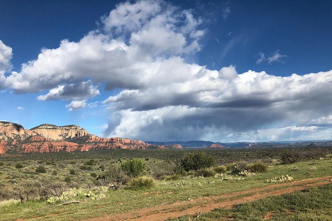 The Outlaw Trail Jeep Tour of Sedona - Insights on History and Geology