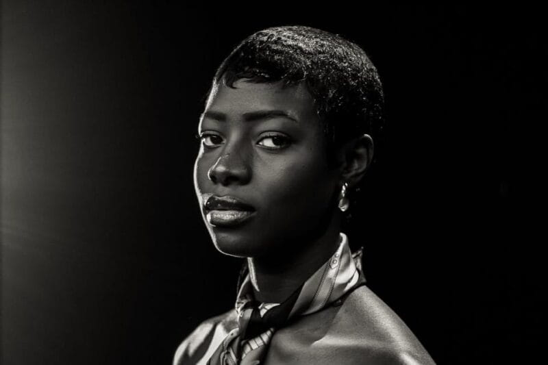 The Portrait That Tells Your Story - A Personal Photo Session with a Creative Touch