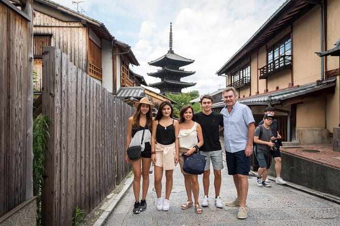 The Right Way to Know Kyoto - Connecting With Kyotos Knowledgeable Guides