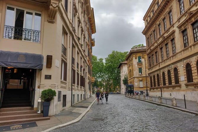 The Roman Jewish Ghetto: A Self-Guided Audio Tour - Why Choose a Self-Guided Tour in the Jewish Ghetto?