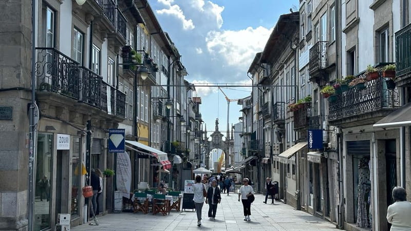 The Soul of Braga: Cathedrals, Palaces and Sanctuaries - Exploring Braga’s Historical Layers