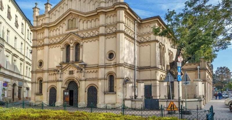 The streets of Krakow's Kazimierz then and now - guided tour - Price and Logistics: Value in a Compact Package