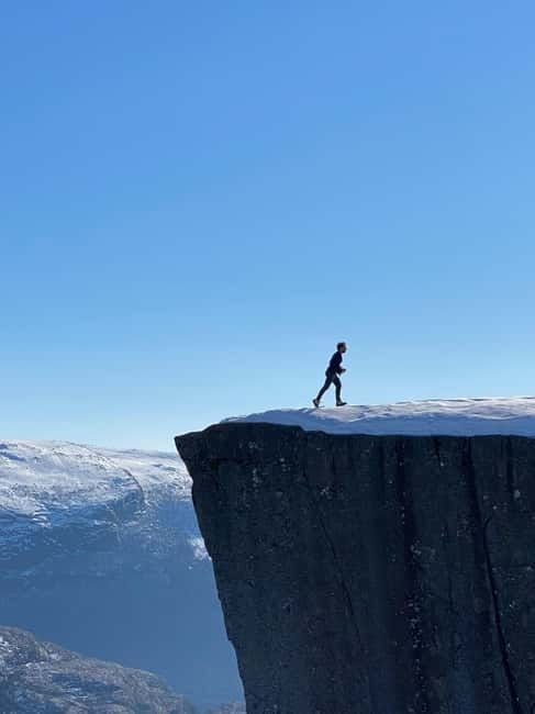 The Three Crowns of Norway 5-Day Private Hiking Tour Package - The Value of a Private, Guided Experience