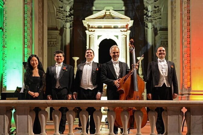 The Three Tenors at Santa Croce - An Authentic Opera Night in Florence: The Three Tenors at Santa Croce