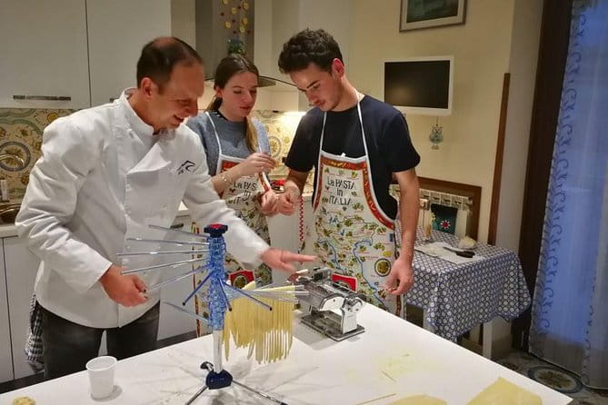 The Ultimate Neapolitan Cooking Class with Local - Who Should Book This Experience?
