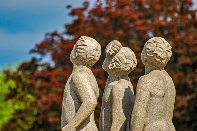 The Ultimate Study of the Human Form at Vigeland's Sculpture Park with a Local - Logistics & Practical Considerations
