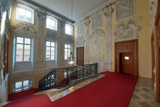 The Wittelsbach Trail: A Private Tour of Munich's Royal History - Price and Logistics