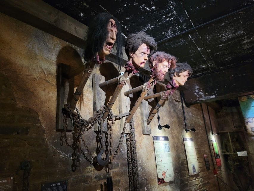 Theatrical Trails:A Self-Guided Audio Tour of the South Bank - Tate Modern Masterpieces