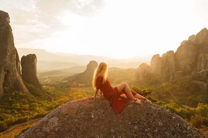 Thessaloniki: 2-Day Meteora Trip with Guided Tours and Hotel - Day Two: Choose Your Adventure—Sightseeing or Hiking